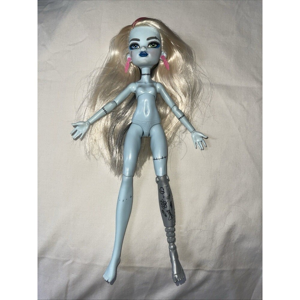 Monster High G-3 Frankie Stein Signature core Doll Metal Looking Leg